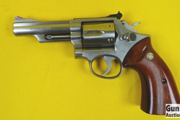 Не входит в кракен пользователь не найден